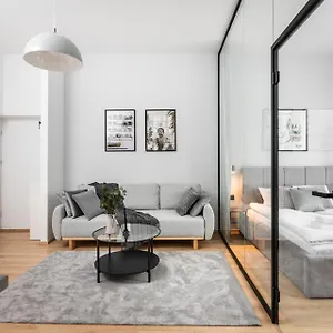 Apartment Modern Centrally Located - By Upstairs, Krakow